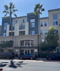 2320 Scholarship, Irvine, CA 92612