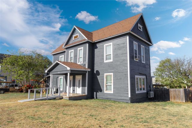 1101 Irma Street, Brownwood, TX 76801