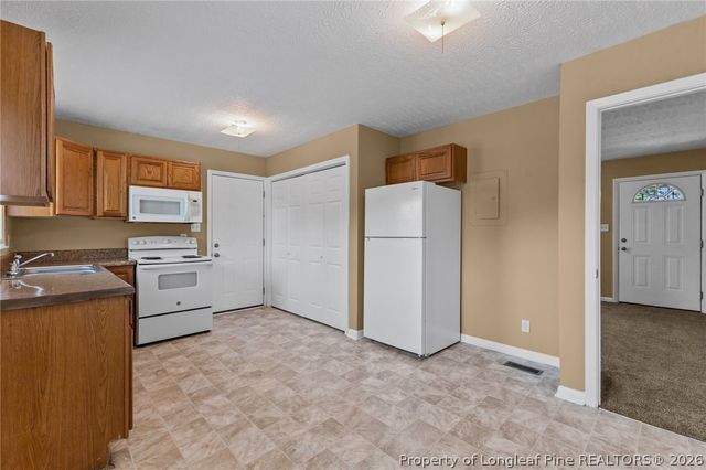 314 Cartwright Drive, Fayetteville, NC 28303