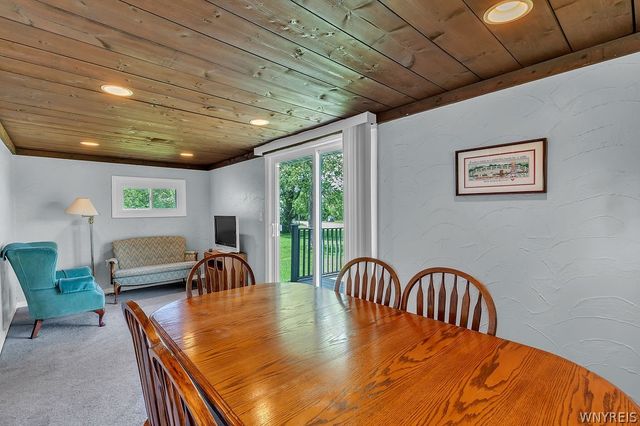 4449 Lakeshore Road, Hamburg, NY 14075