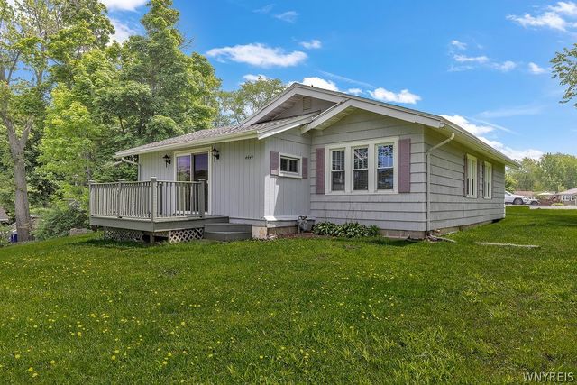 4449 Lakeshore Road, Hamburg, NY 14075