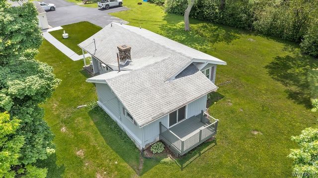 4449 Lakeshore Road, Hamburg, NY 14075