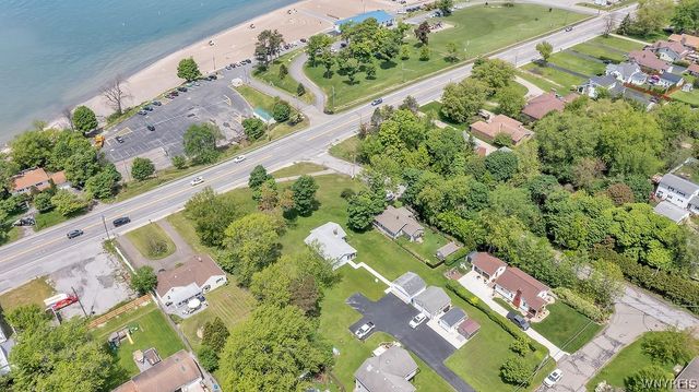 4449 Lakeshore Road, Hamburg, NY 14075