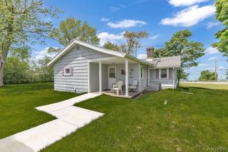 4449 Lakeshore Road, Hamburg, NY 14075