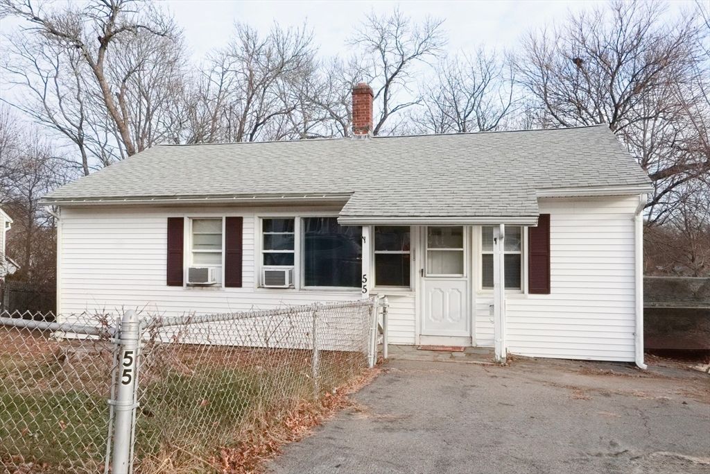 55 Blackstone Rd, Weymouth, MA 02191