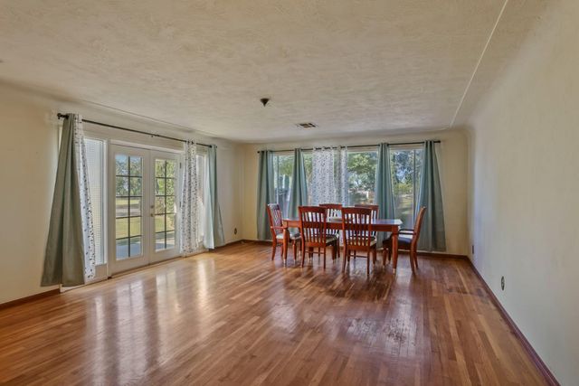 8932 N Highway 99, Stockton, CA 95212