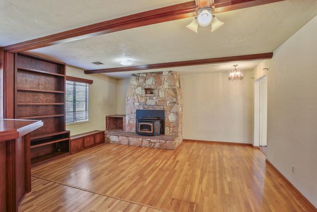 8932 N Highway 99, Stockton, CA 95212