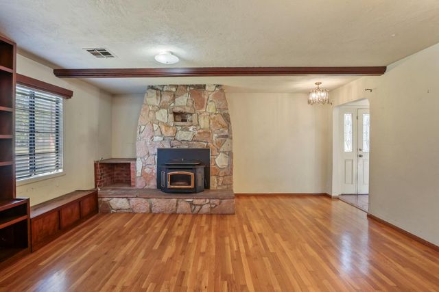 8932 N Highway 99, Stockton, CA 95212