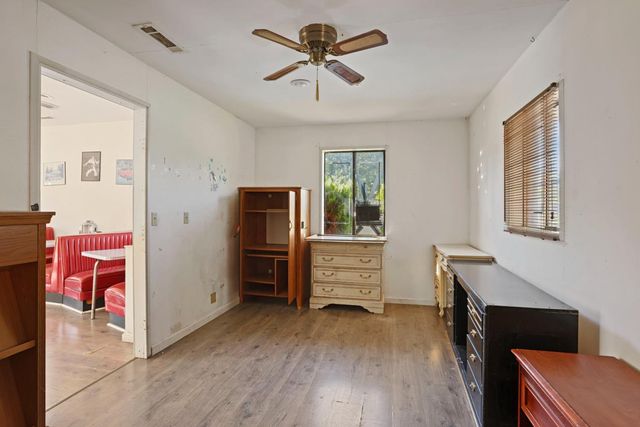 8932 N Highway 99, Stockton, CA 95212