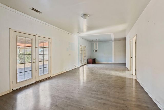 8932 N Highway 99, Stockton, CA 95212