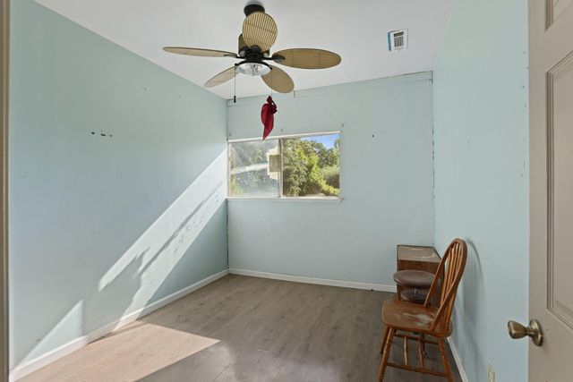 8932 N Highway 99, Stockton, CA 95212