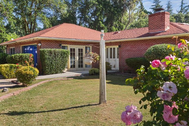 8932 N Highway 99, Stockton, CA 95212