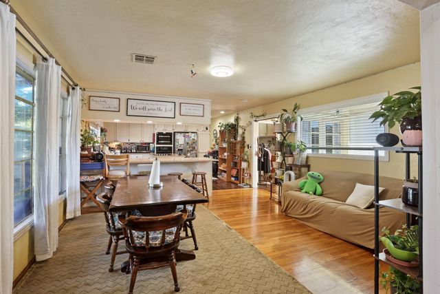 8932 N Highway 99, Stockton, CA 95212