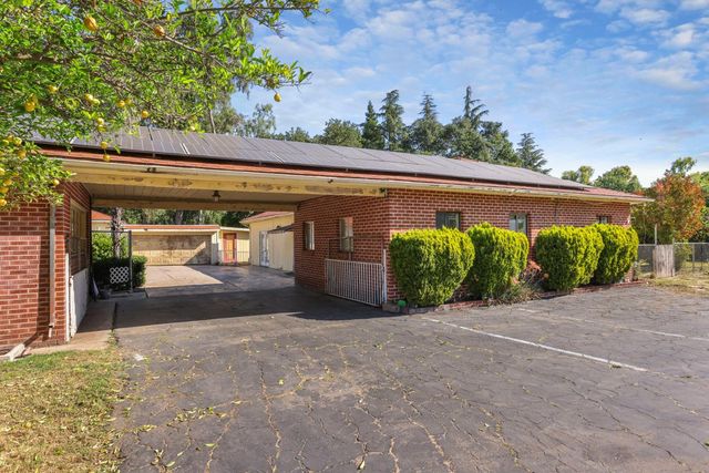 8932 N Highway 99, Stockton, CA 95212