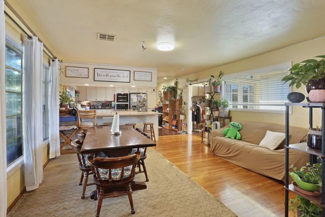 8932 N Highway 99, Stockton, CA 95212