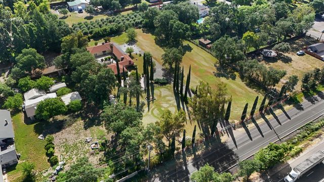 8932 N Highway 99, Stockton, CA 95212