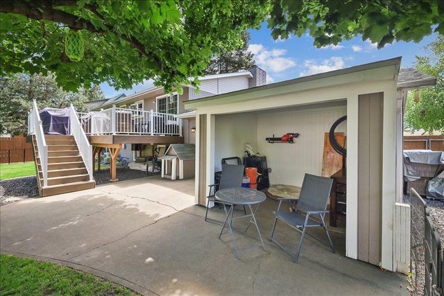 14409 E Sunnyside Dr, Veradale, WA 99037