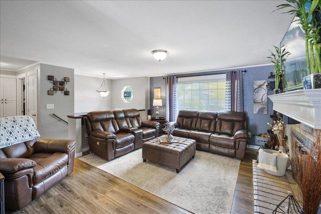 14409 E Sunnyside Dr, Veradale, WA 99037