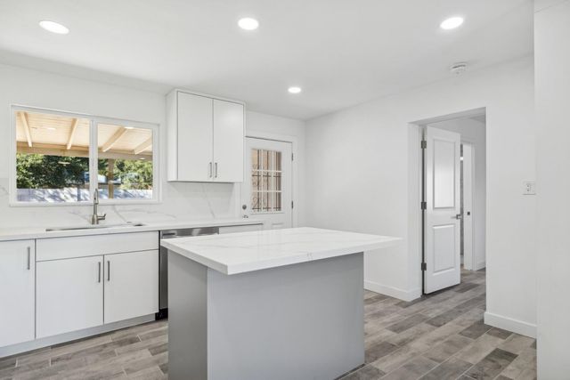 4144 N 36th Street, Phoenix, AZ 85018