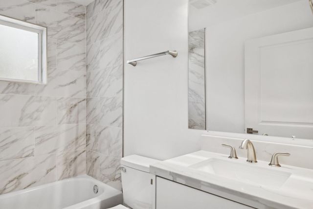 4144 N 36th Street, Phoenix, AZ 85018