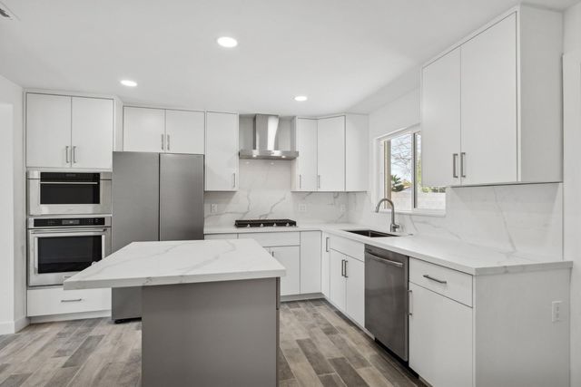 4144 N 36th Street, Phoenix, AZ 85018