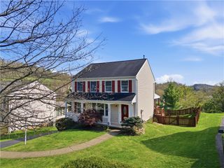 1104 Meadowbrook Dr, Canonsburg, PA 15317
