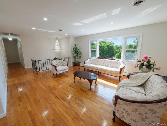 36 Tamar Drive, Valley Cottage, NY 10989