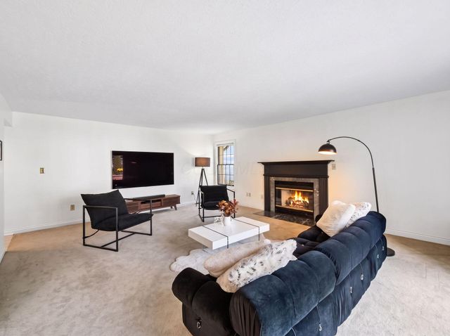 516 Big Rock Court, Westerville, OH 43082