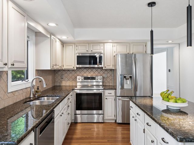 516 Big Rock Court, Westerville, OH 43082