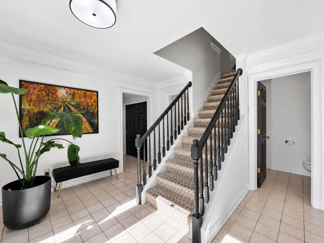 516 Big Rock Court, Westerville, OH 43082