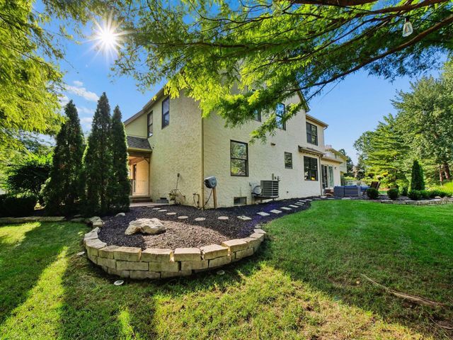516 Big Rock Court, Westerville, OH 43082