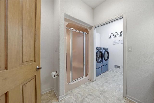 635 W Pierre LANE, Port Washington, WI 53074