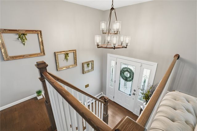 75 OAK DELL Circle, East Greenwich, RI 02818