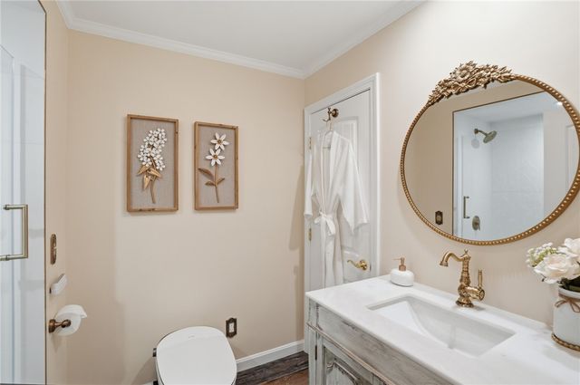 75 OAK DELL Circle, East Greenwich, RI 02818