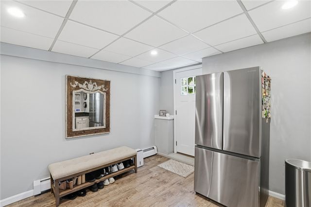 75 OAK DELL Circle, East Greenwich, RI 02818