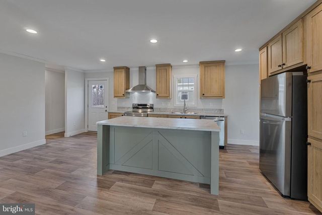 320 EAST ST, Gordonsville, VA 22942