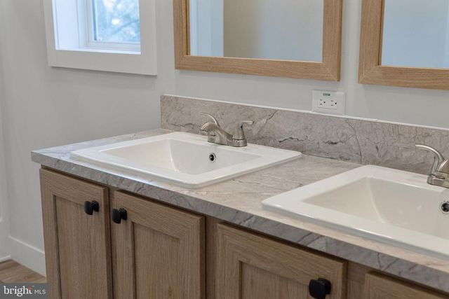 320 EAST ST, Gordonsville, VA 22942