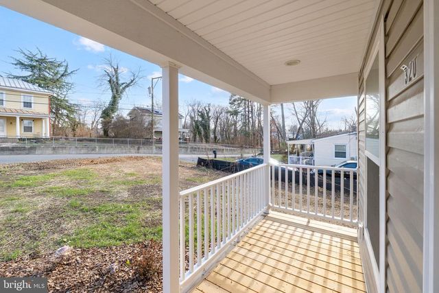 320 EAST ST, Gordonsville, VA 22942