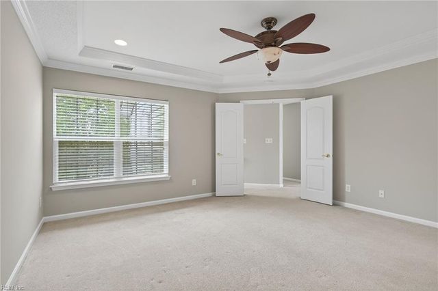 1602 Waters Edge LN, Suffolk, VA 23435