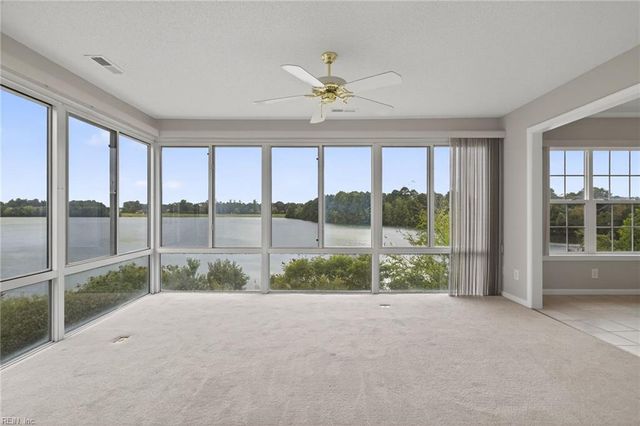 1602 Waters Edge LN, Suffolk, VA 23435