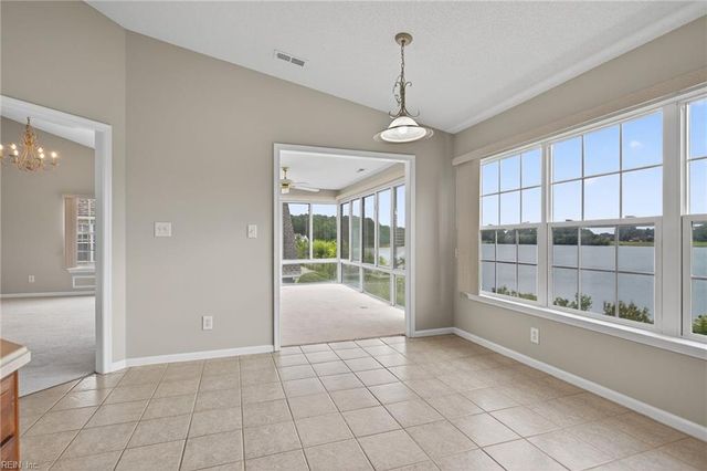 1602 Waters Edge LN, Suffolk, VA 23435