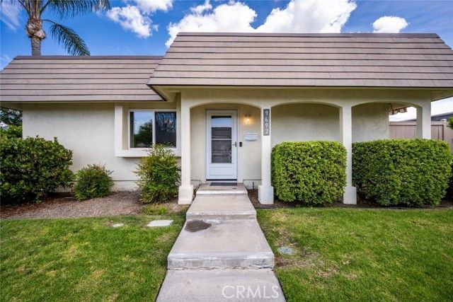 9692 Bloomfield, Cypress, CA 90630