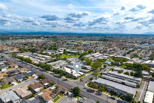9692 Bloomfield, Cypress, CA 90630