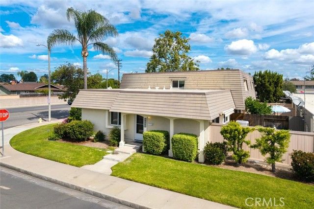 9692 Bloomfield, Cypress, CA 90630