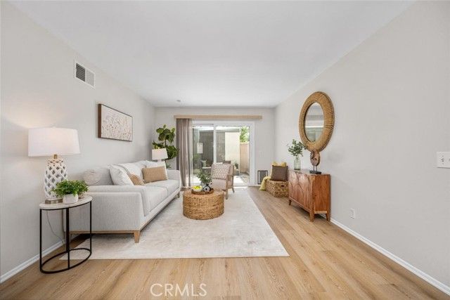 9692 Bloomfield, Cypress, CA 90630
