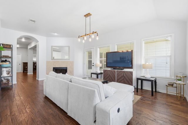 3505 Mustang Drive, Denton, TX 76210