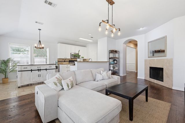 3505 Mustang Drive, Denton, TX 76210