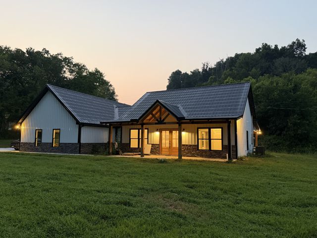 333 Possum Trott Rd, Shelbyville, TN 37160