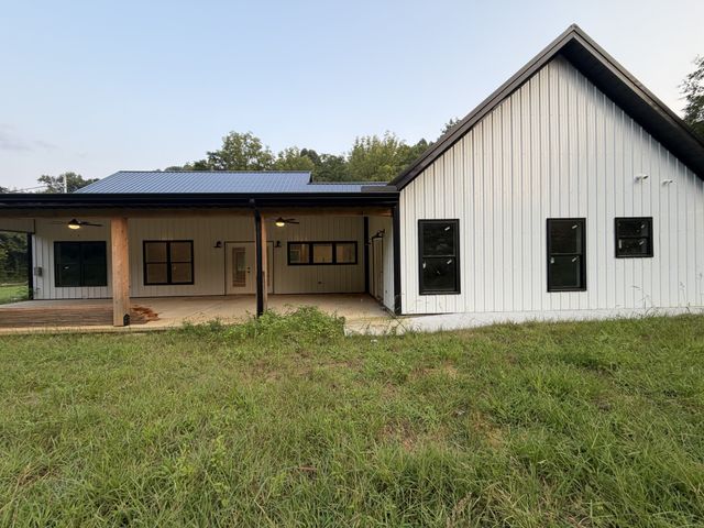333 Possum Trott Rd, Shelbyville, TN 37160