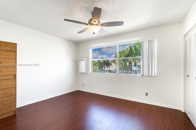 2683 NE 15th St, Pompano Beach, FL 33062